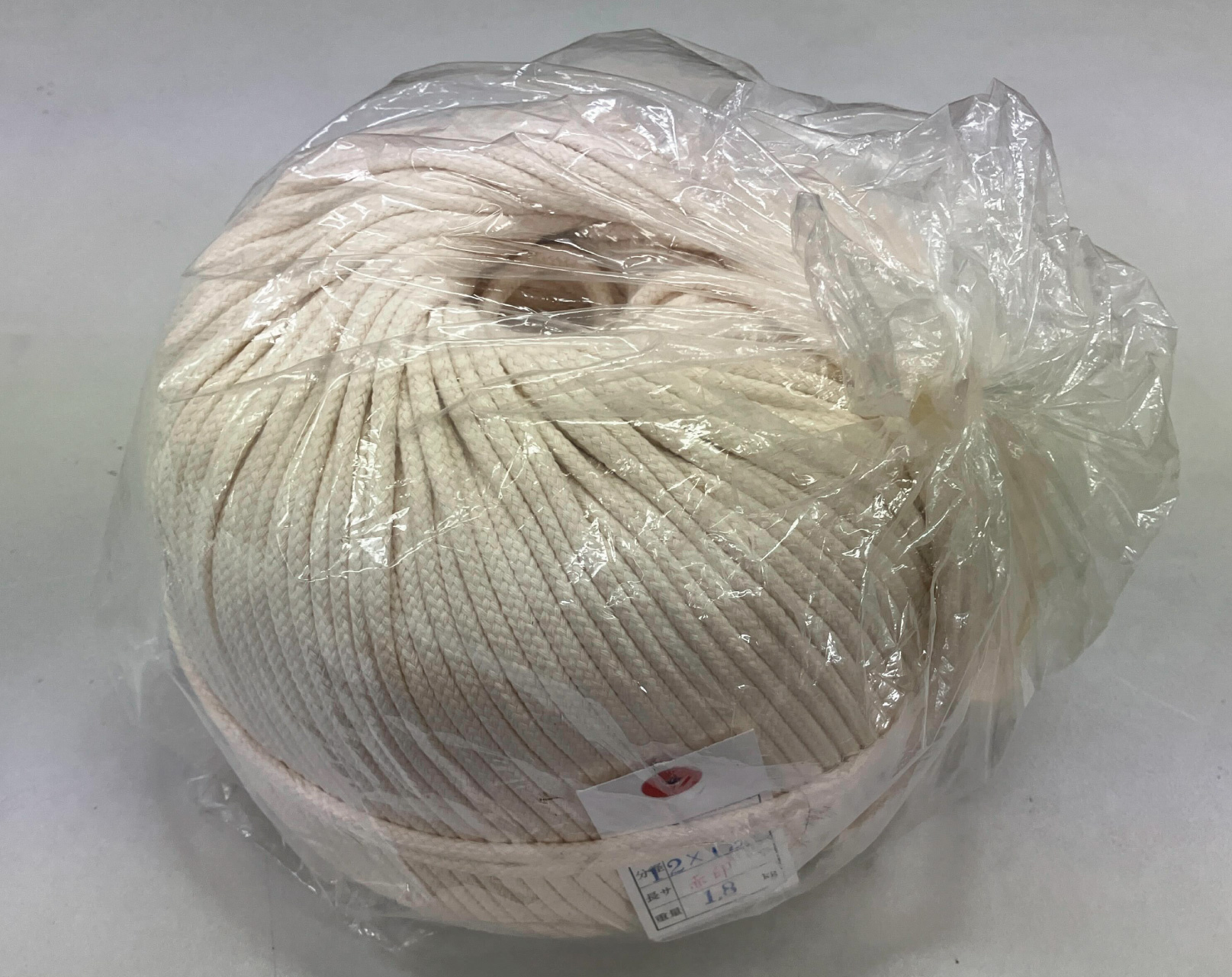 spindleband-white-12×12-1.8kg